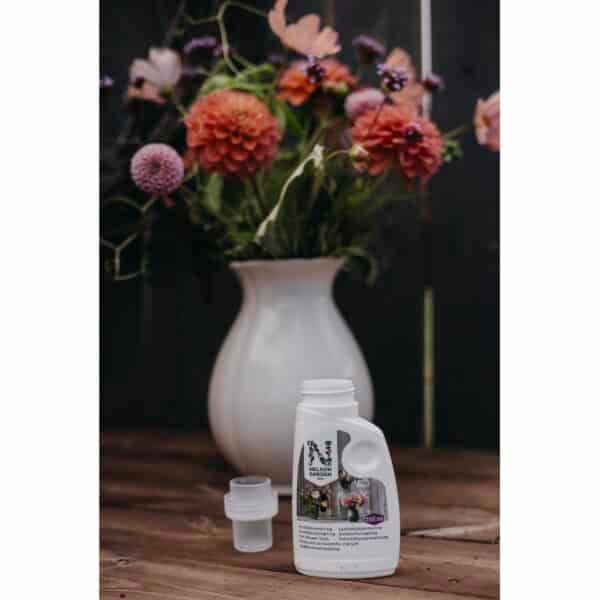 6745b Snittblomstnæring